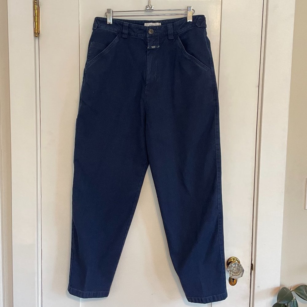 Closed Tapered Navy Chinos